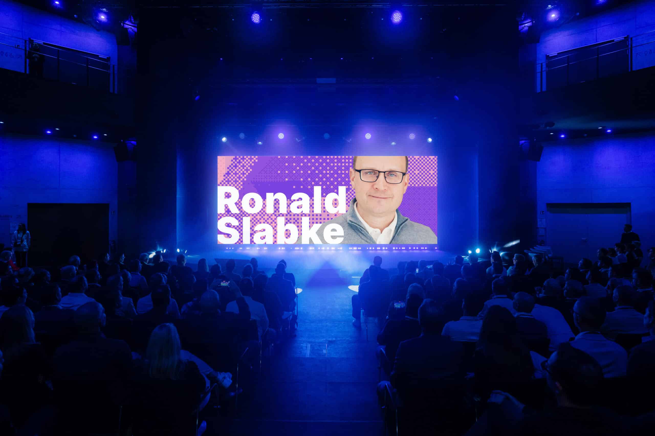 Europace Konferenz – EPK43. Vortrag von Hypoport-CEO Ronald Slabke.